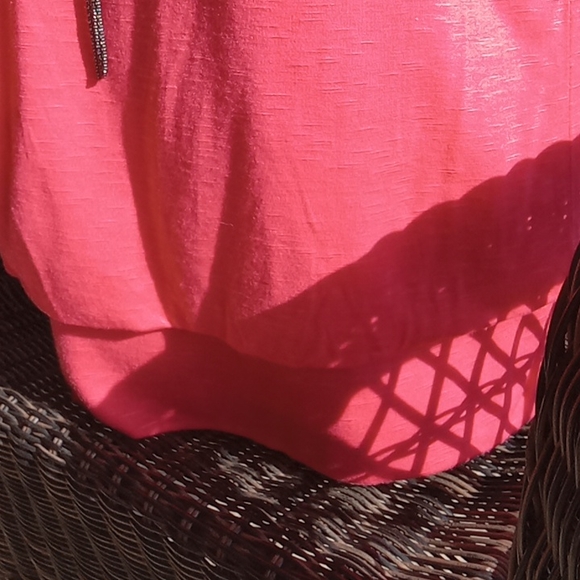 Tank top - Picture 3 of 7